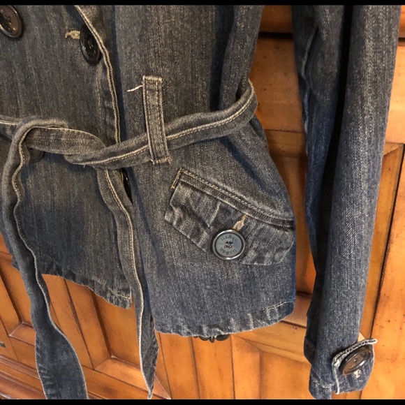 Jean Jacket - Picture 3 of 8